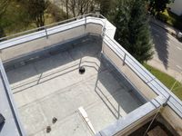 Flaschnerei - Dachterrasse &Uuml;berhangstreifen aus Titanzink 